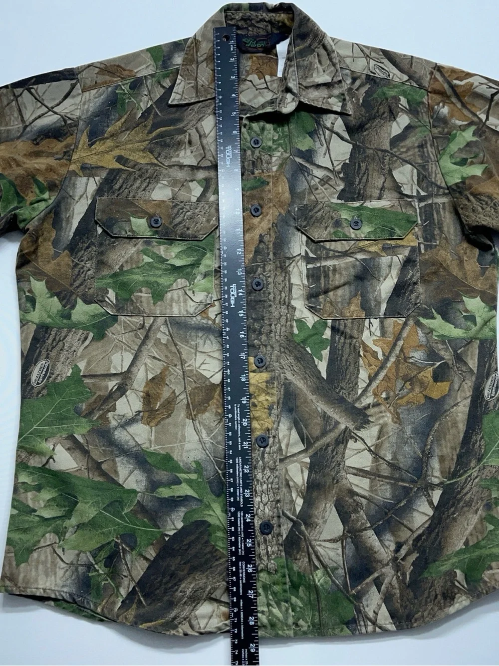 Liberty Realtree Hardwoods Camo Shirt Mens Size Medium Long Sleeve Button Up - Picture 9 of 14